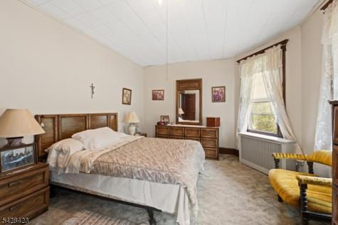 10 Beech Street Rutherford NJ 07070