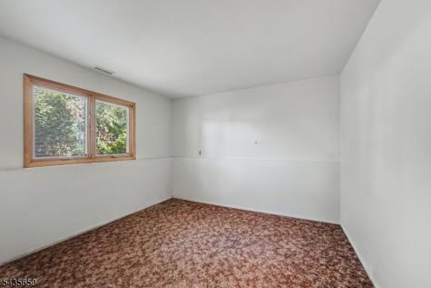 68 Yellow Brick Road Wayne NJ 07470
