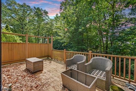68 Yellow Brick Road Wayne NJ 07470