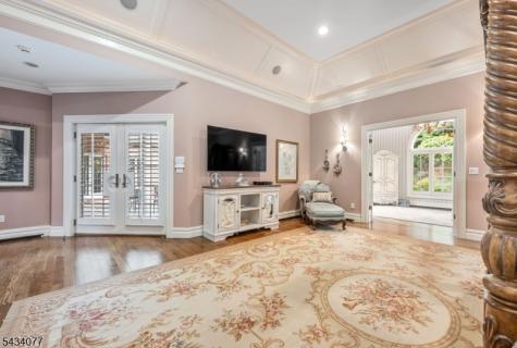 68 Brams Hill Drive Mahwah NJ 07430