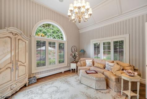 68 Brams Hill Drive Mahwah NJ 07430