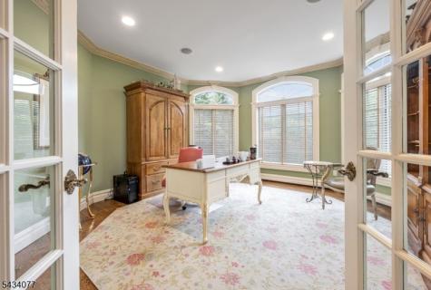 68 Brams Hill Drive Mahwah NJ 07430