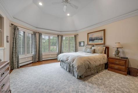68 Brams Hill Drive Mahwah NJ 07430