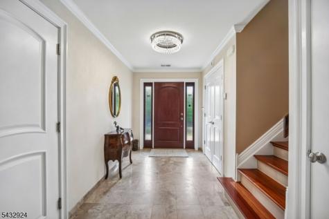 17 Stonewall Drive Livingston NJ 07039