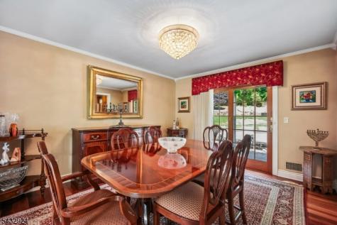 17 Stonewall Drive Livingston NJ 07039