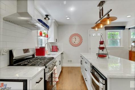 7 Hawthorne Avenue Glen Ridge Boro NJ 07028