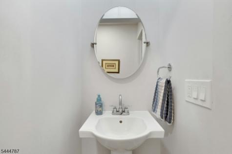 7 Hawthorne Avenue Glen Ridge Boro NJ 07028