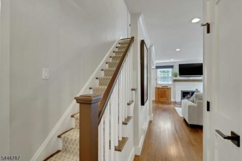 7 Hawthorne Avenue Glen Ridge Boro NJ 07028