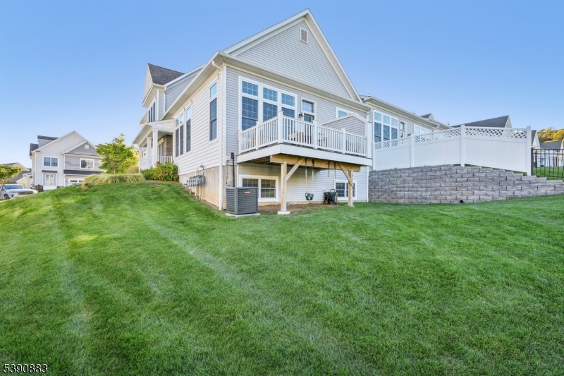 30 Juniper Court Cedar Grove NJ 07009