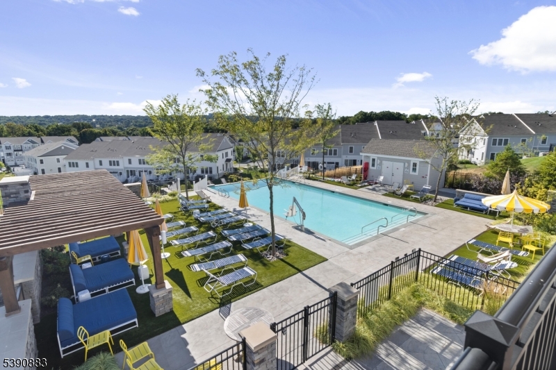 30 Juniper Court Cedar Grove NJ 07009