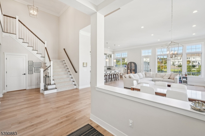 30 Juniper Court Cedar Grove NJ 07009