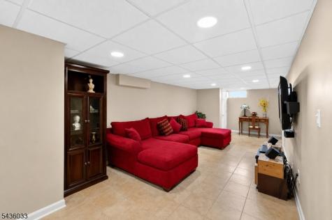 73 James Avenue Clark NJ 07066