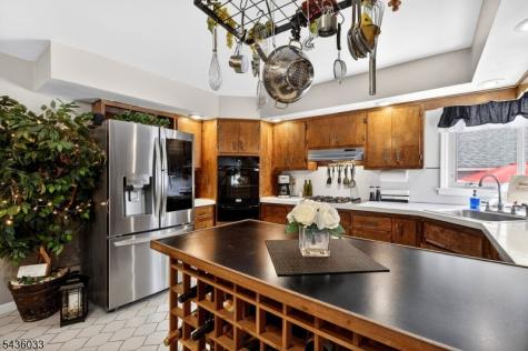 73 James Avenue Clark NJ 07066