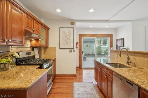 194 Harrison Avenue Montclair NJ 07042