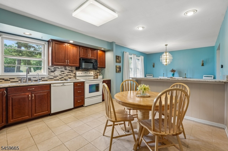 25 Manchester Drive Westfield NJ 07090