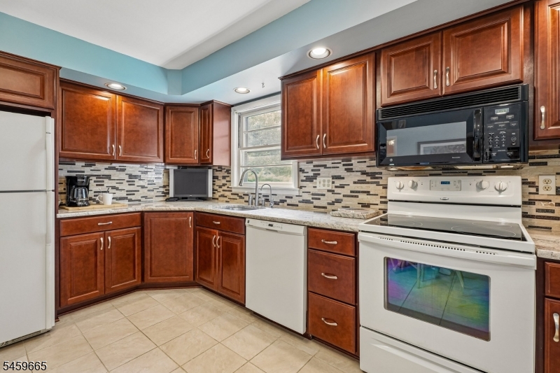 25 Manchester Drive Westfield NJ 07090