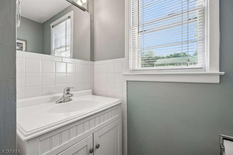 25 Manchester Drive Westfield NJ 07090
