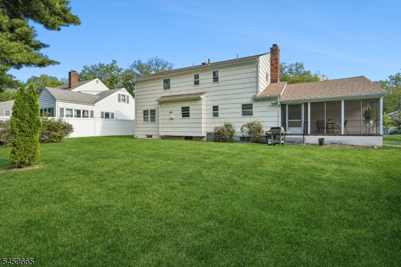 25 Manchester Drive Westfield NJ 07090