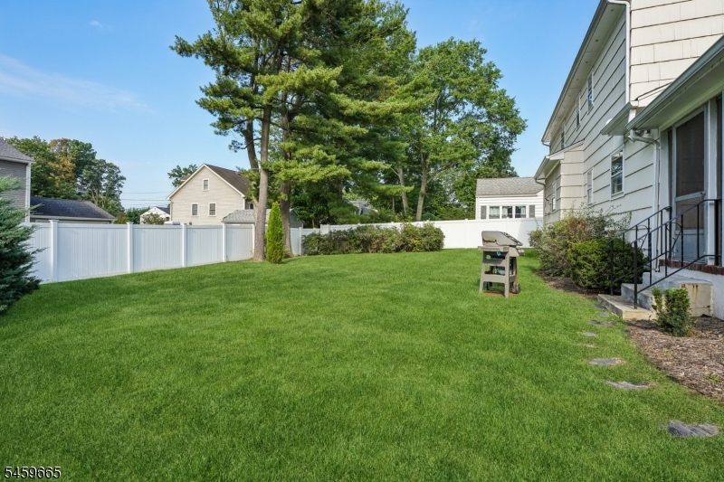 25 Manchester Drive Westfield NJ 07090