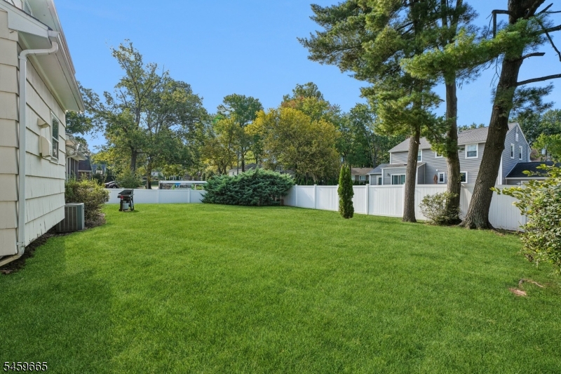 25 Manchester Drive Westfield NJ 07090