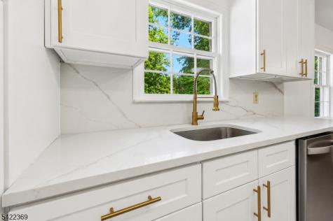 18 Mountainside Drive Wayne NJ 07470