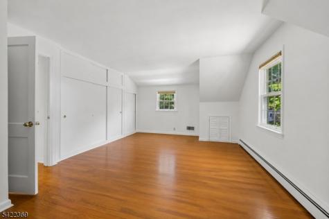 18 Mountainside Drive Wayne NJ 07470