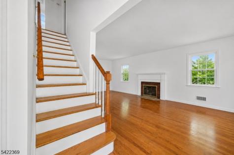 18 Mountainside Drive Wayne NJ 07470