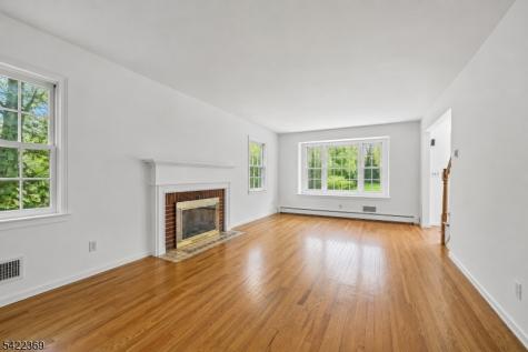 18 Mountainside Drive Wayne NJ 07470