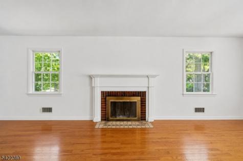 18 Mountainside Drive Wayne NJ 07470