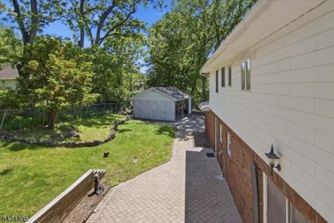 2 Grey Terrace Woodland Park NJ 07424