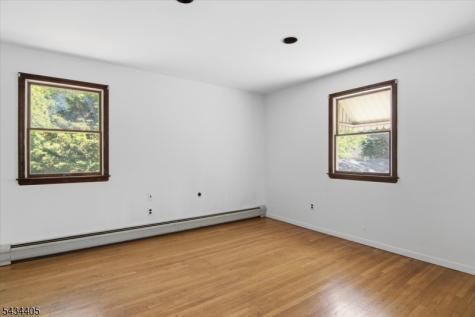 2 Grey Terrace Woodland Park NJ 07424