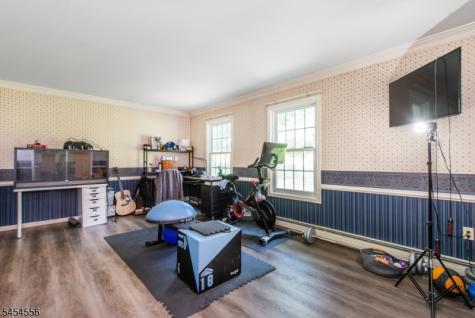 23 Lee Hill Road Byram NJ 07821