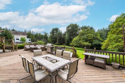 23 Lee Hill Road Byram NJ 07821