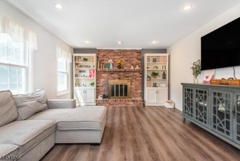 23 Lee Hill Road Byram NJ 07821