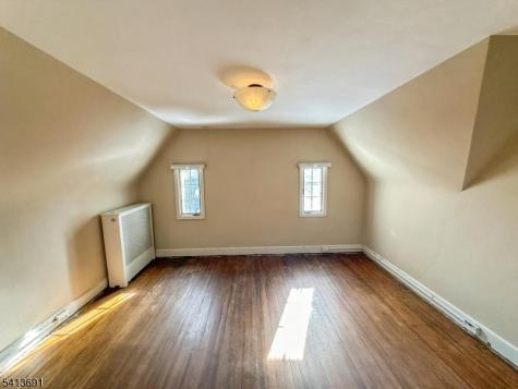 112 Oxford Place Glen Rock NJ 07452