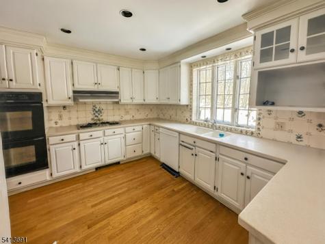 112 Oxford Place Glen Rock NJ 07452