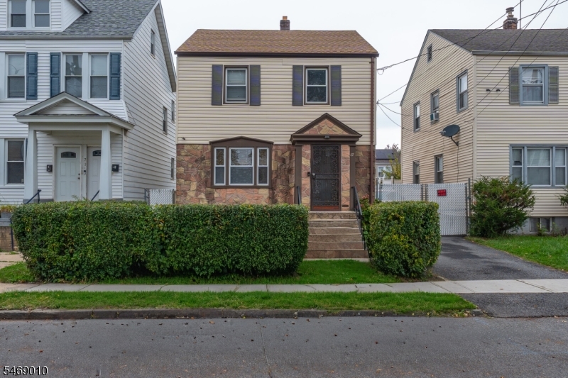 67 Philip Place Irvington NJ 07111