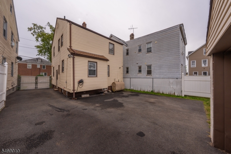 67 Philip Place Irvington NJ 07111