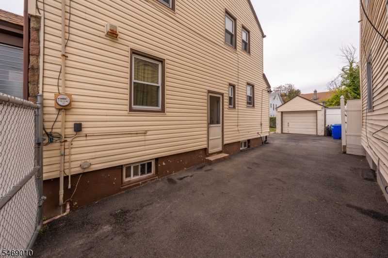 67 Philip Place Irvington NJ 07111