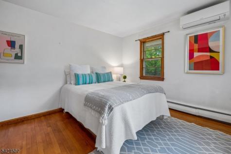 54 Briarhill Road Cedar Grove NJ 07009