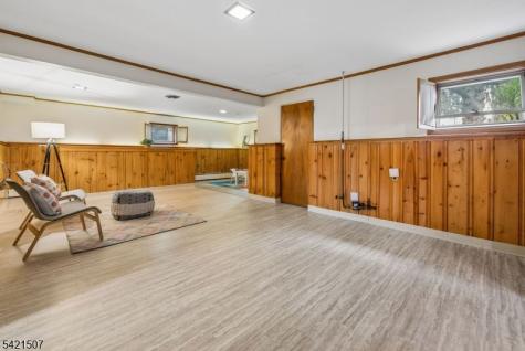 54 Briarhill Road Cedar Grove NJ 07009