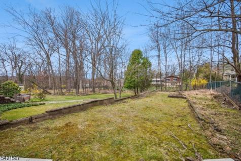 54 Briarhill Road Cedar Grove NJ 07009