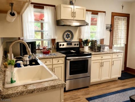 22 Lines Avenue Hopatcong NJ 07843