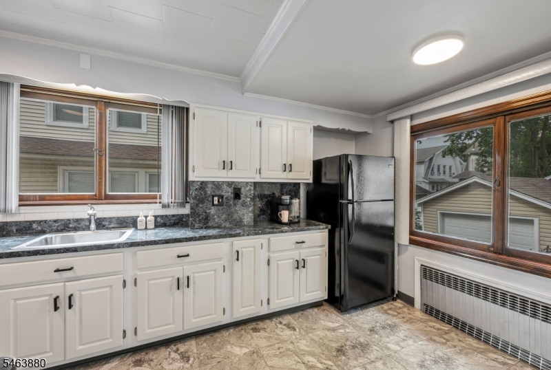 60 Mohr Avenue Bloomfield NJ 07003