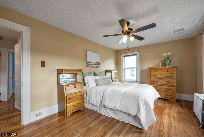 60 Mohr Avenue Bloomfield NJ 07003