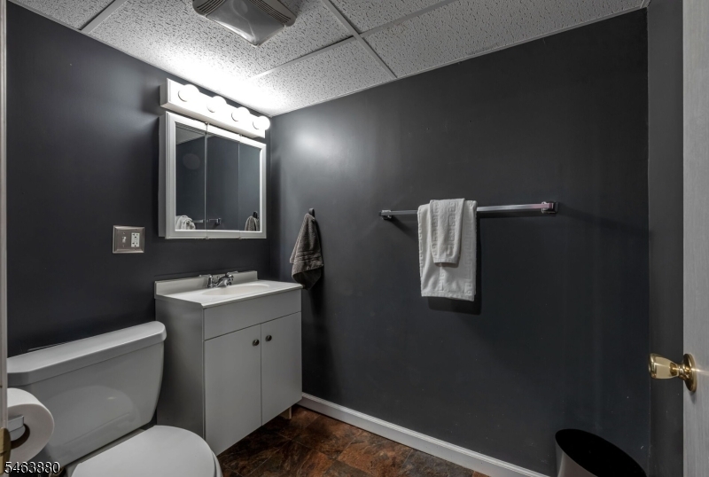 60 Mohr Avenue Bloomfield NJ 07003
