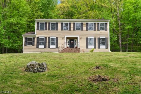 40 Tamarack Road White NJ 07823