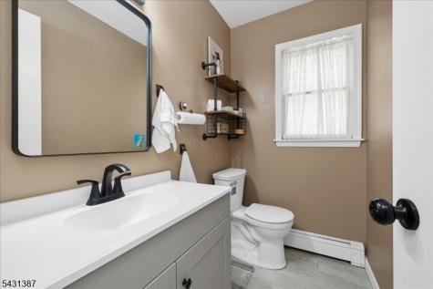 40 Tamarack Road White NJ 07823