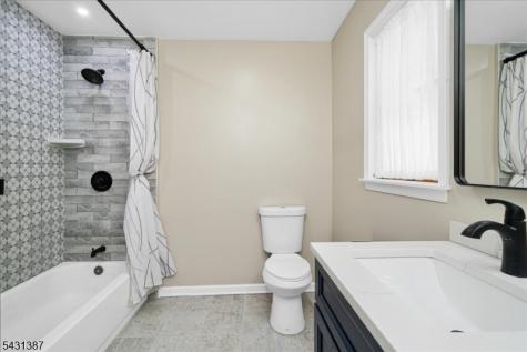 40 Tamarack Road White NJ 07823