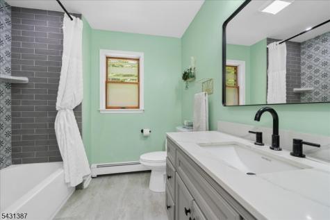 40 Tamarack Road White NJ 07823